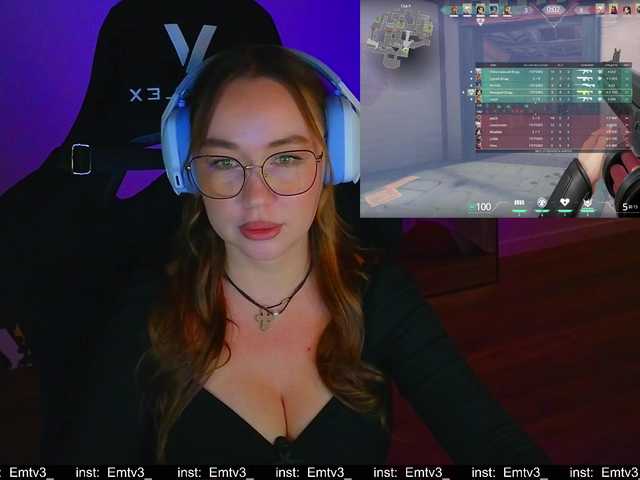 Emili1- live cam on BongaCams