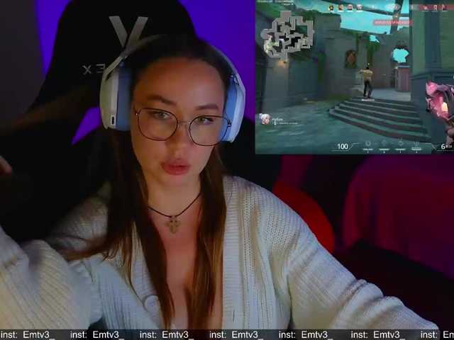 Emili1- live cam preview