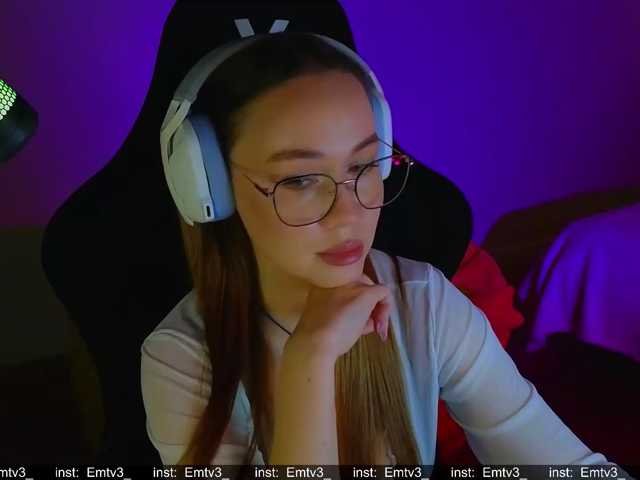 Emili1- live cam preview