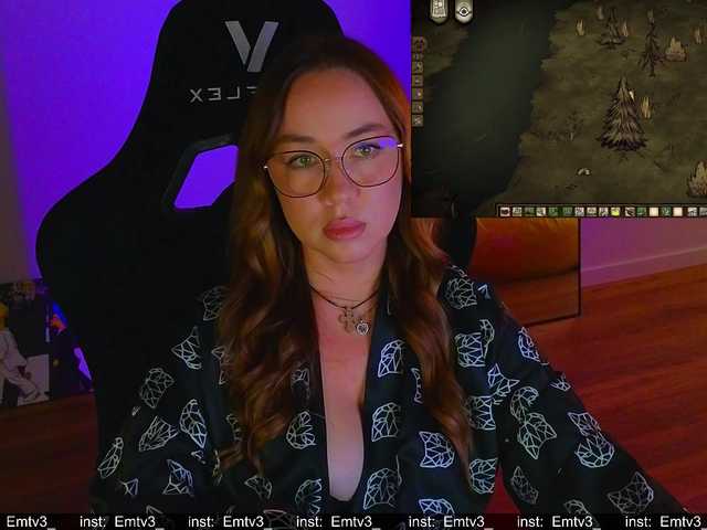 Emili1- live cam on BongaCams