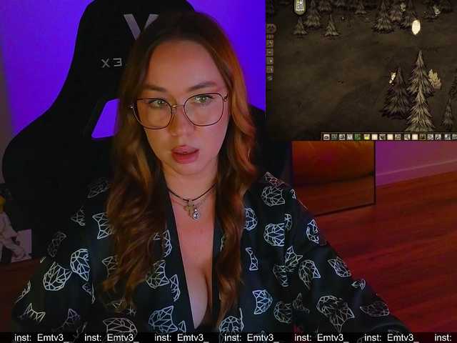 Emili1- live cam on BongaCams