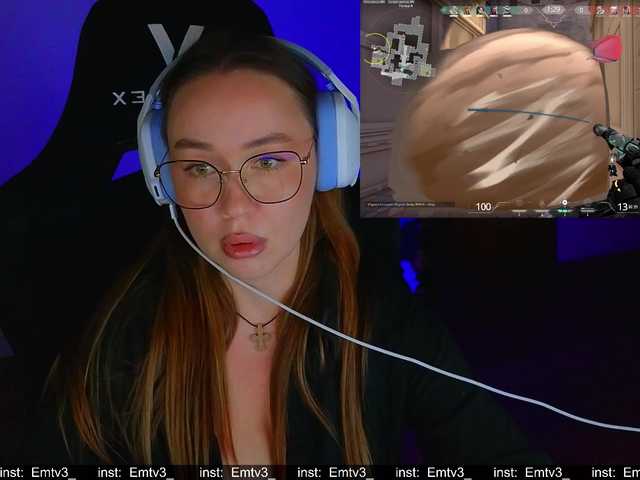 Emili1- live cam