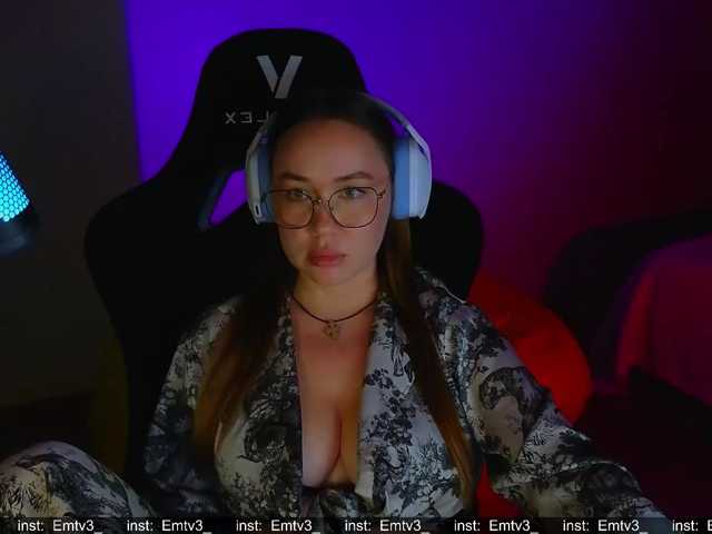 Emili1- live cam preview
