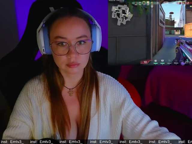 Emili1- live cam preview