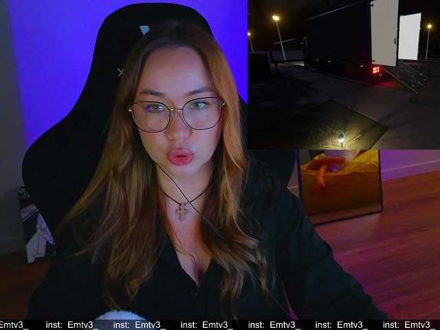 Emili1- live webcam show