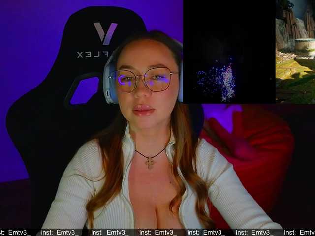 Emili1- live cam on BongaCams