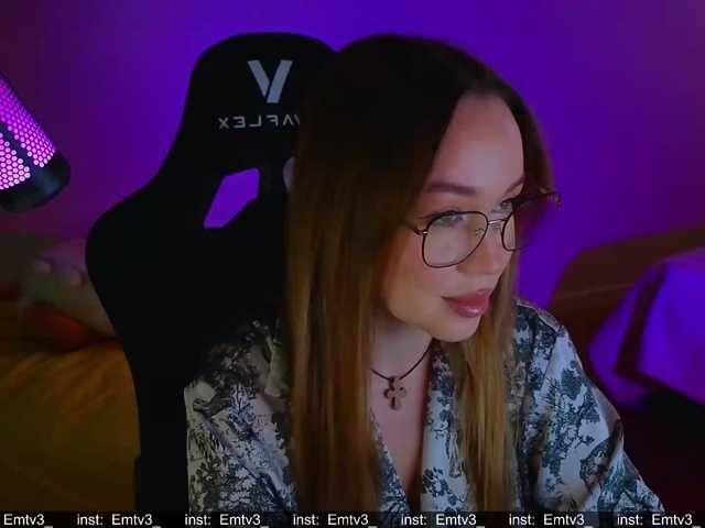 Emili1- live cam preview