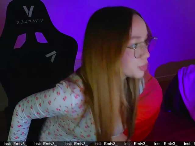Emili1- live cam preview