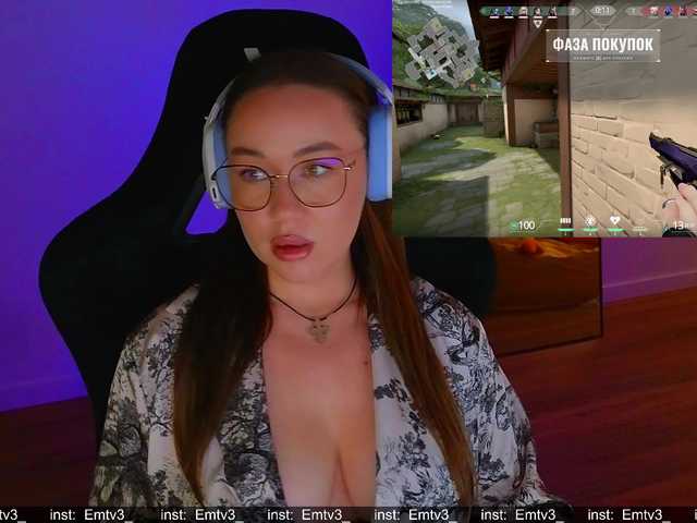 Emili1- live cam on BongaCams
