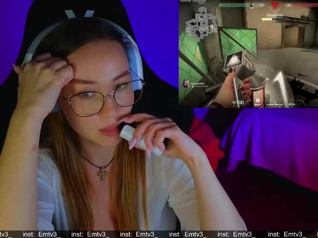 Emili1- live cam preview