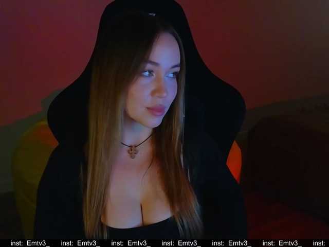 Emili1- live cam on BongaCams