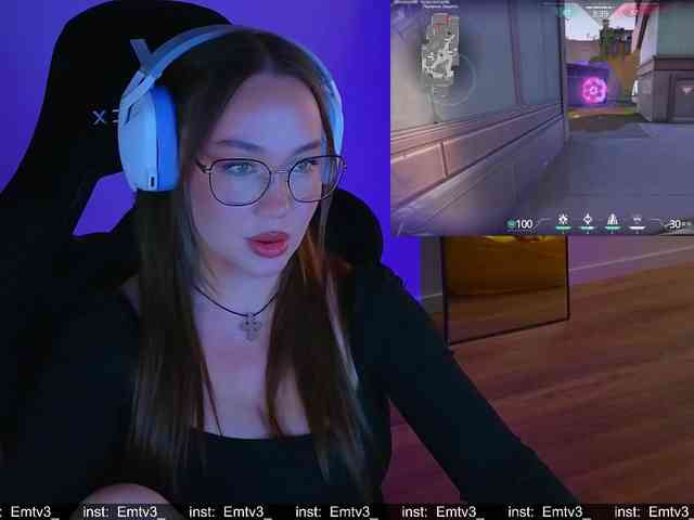Emili1- Emili1-