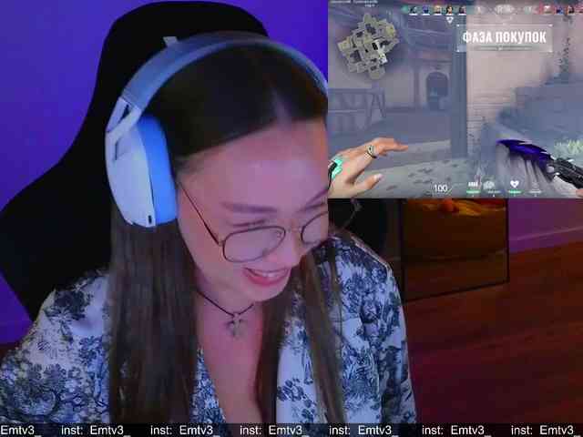 Emili1- Emili1-