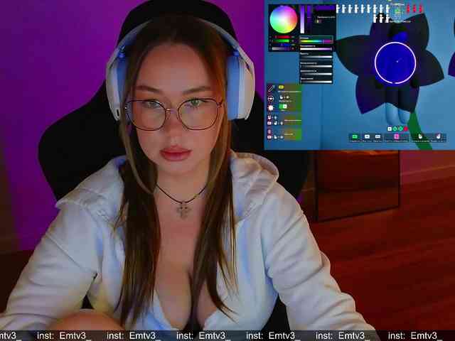 Emili1- Emili1-