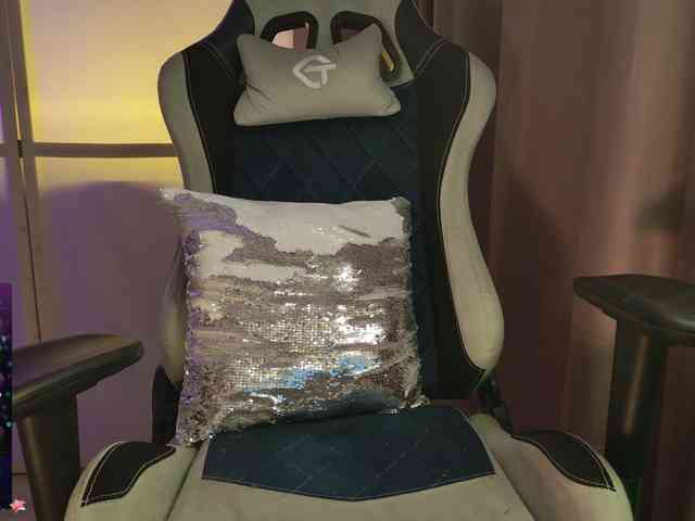 Oh_Pelageya webcam