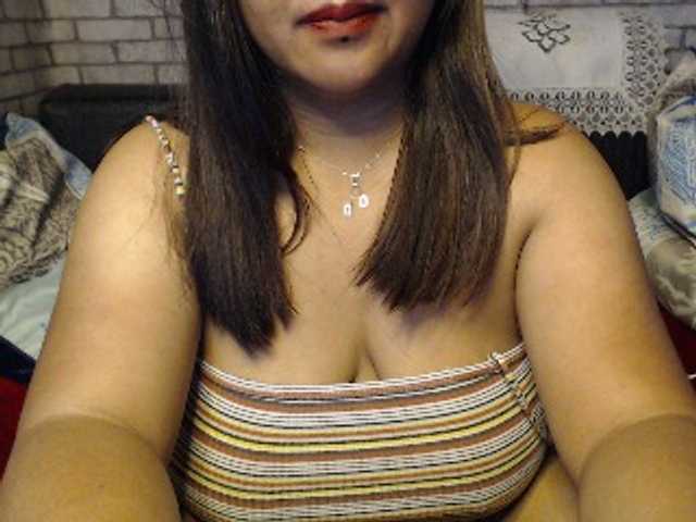komurasaki live cam on BongaCams