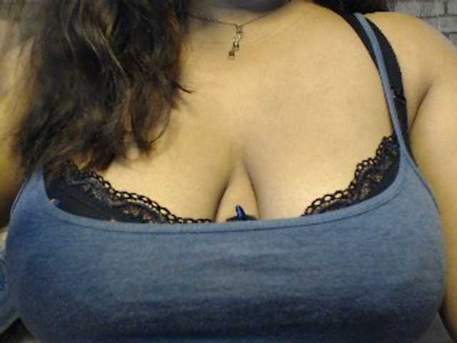 Sex chat gratuit in direct cu komurasaki pe BongaCams