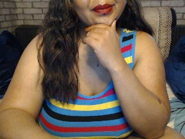 komurasaki live cam on BongaCams