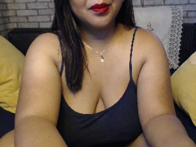 komurasaki vous attend pour discuter, flirter et plus sur bongacams