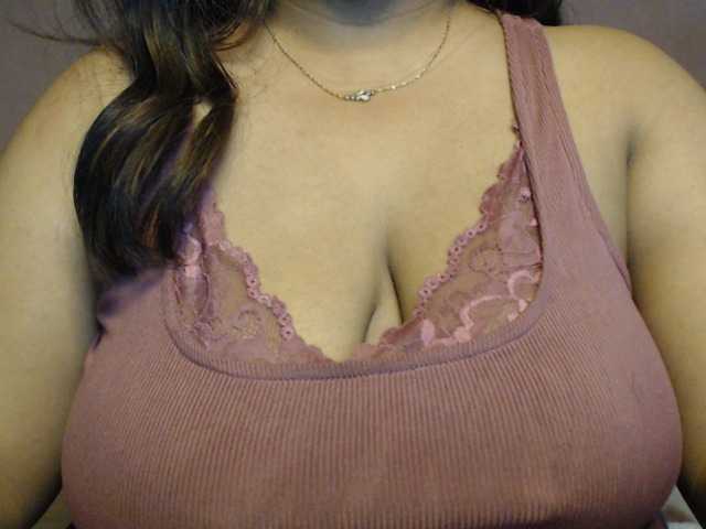 komurasaki live cam on BongaCams