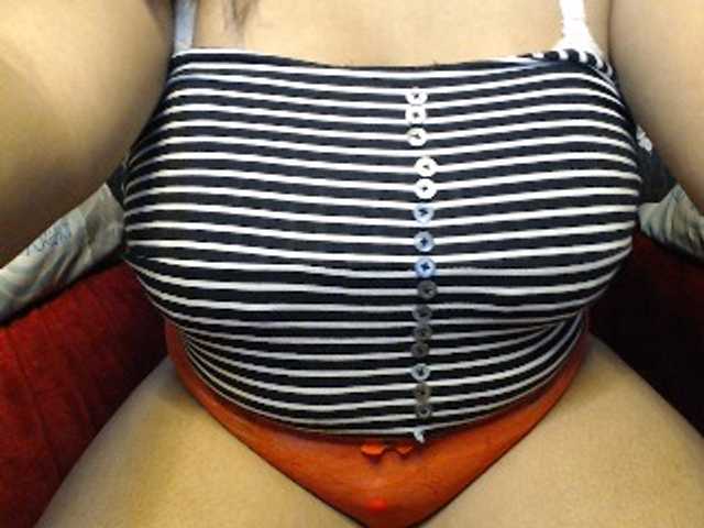 Camgirl komurasaki sur Bongacams