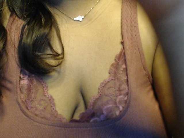 komurasaki live cam on BongaCams
