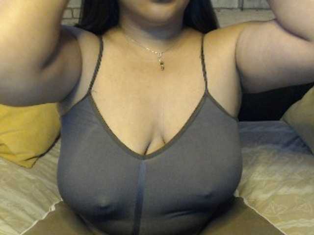 komurasaki live cam on BongaCams