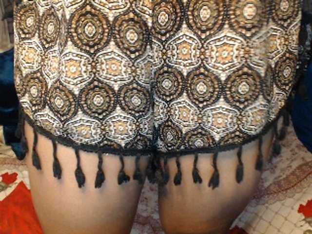 komurasaki live cam on BongaCams