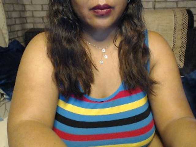 komurasaki live cam on BongaCams