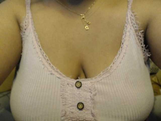 BELLAH001 webcam bongacams model stream image