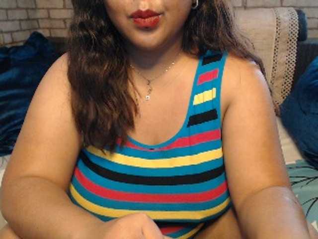 komurasaki live cam on BongaCams