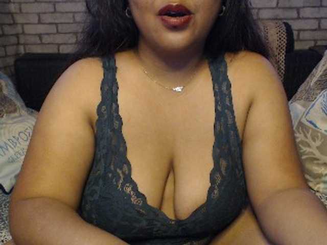 komurasaki webcam model