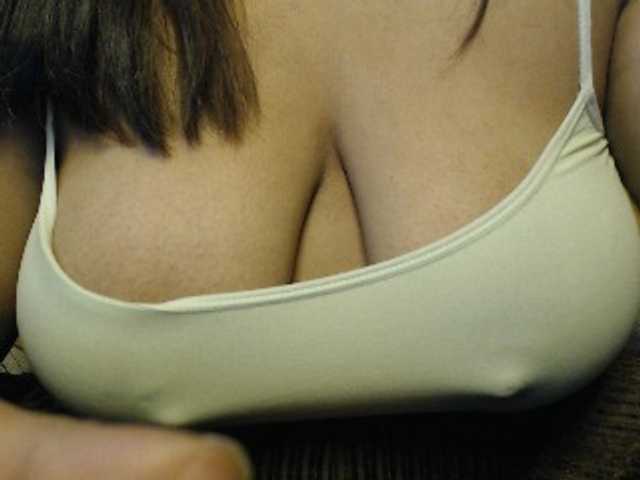 komurasaki live cam on BongaCams