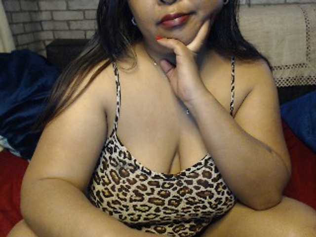 Camgirl komurasaki sur Bongacams
