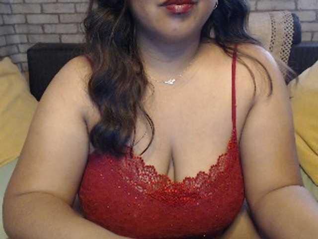 komurasaki, en directo ahora en BongaCams