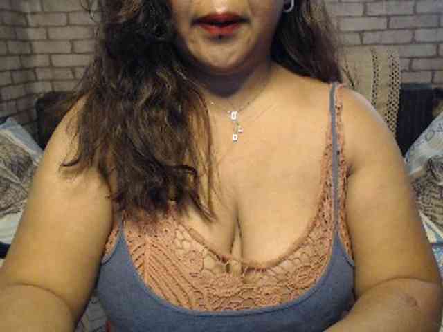 komurasaki Live Webcam on BongaCams