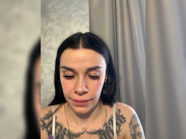 maidencrystal live sex