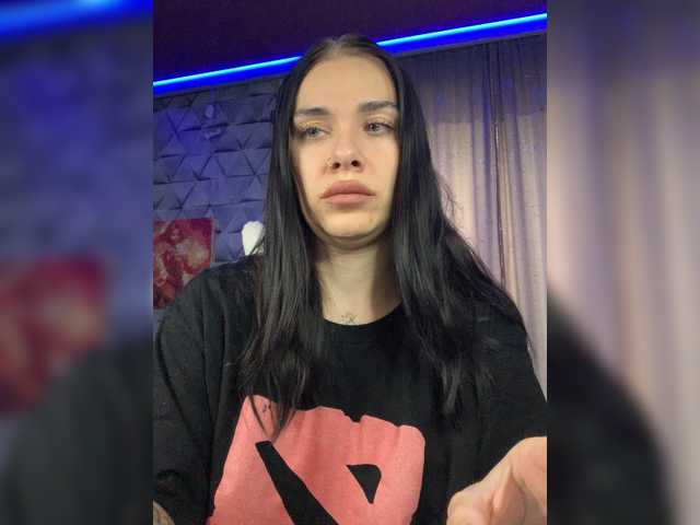 MaidenCrystal live cam on BongaCams