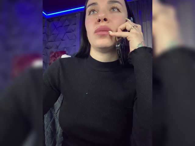 MaidenCrystal live cam on BongaCams
