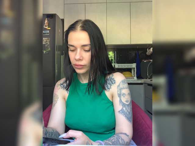 maidencrystal cam belle