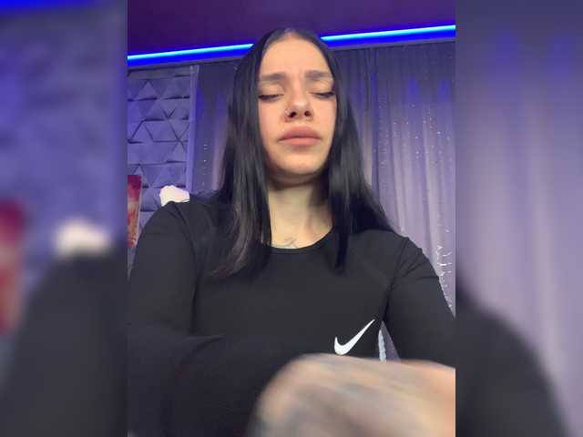 MaidenCrystal live cam on BongaCams