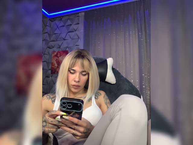 deva_maria