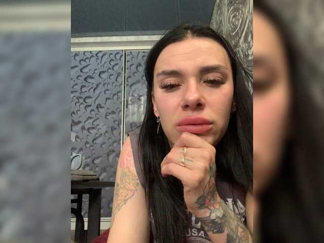 maidencrystal live sex