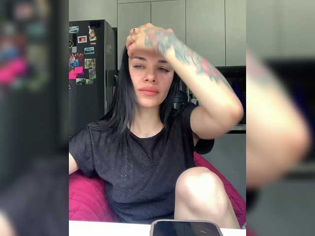 maidencrystal live sex