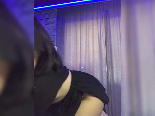 MaidenCrystal live cam on BongaCams