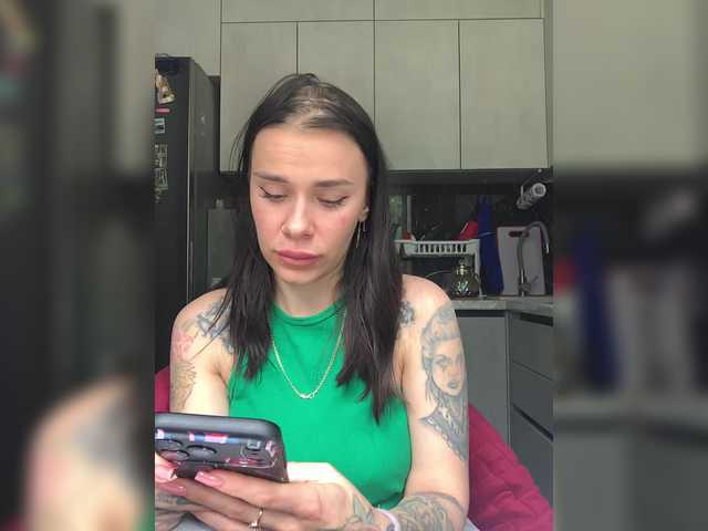 maidencrystal live sex