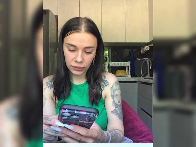 maidencrystal live sex