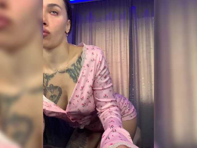deva_maria — live female cam