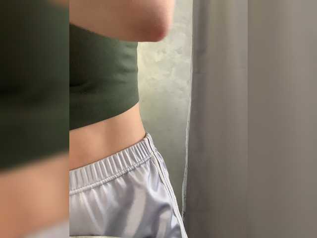 MaidenCrystal live cam on BongaCams