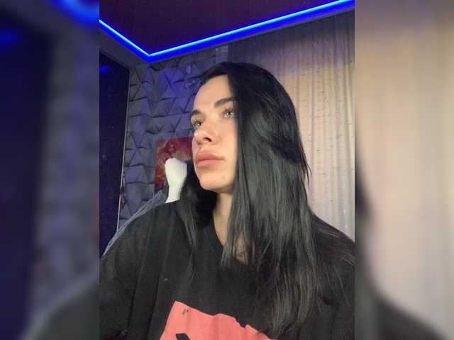 MaidenCrystal live cam on BongaCams